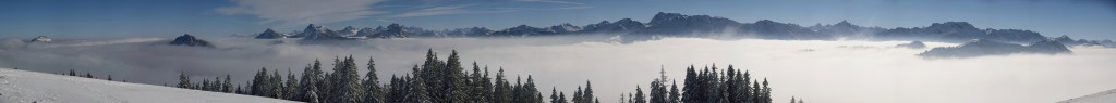 Panorama nach Osten zu den Tannheimer und Allgäuer Bergen